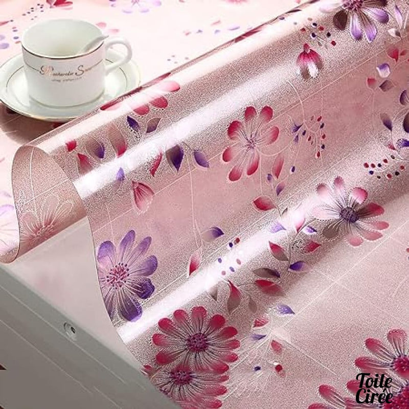 Nappe transparente fleurie