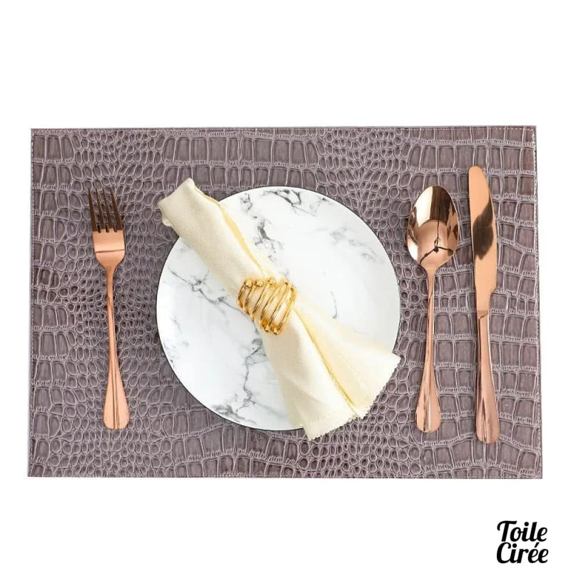 Set de table imitation croco