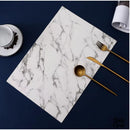 Set de table imitation marbre