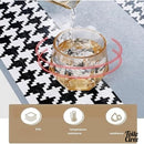 Toile cirée blanche et grise