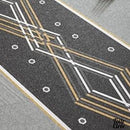 Toile cirée grise et noire