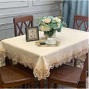 Toile cirée motif dentelle