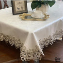 Toile cirée motif dentelle